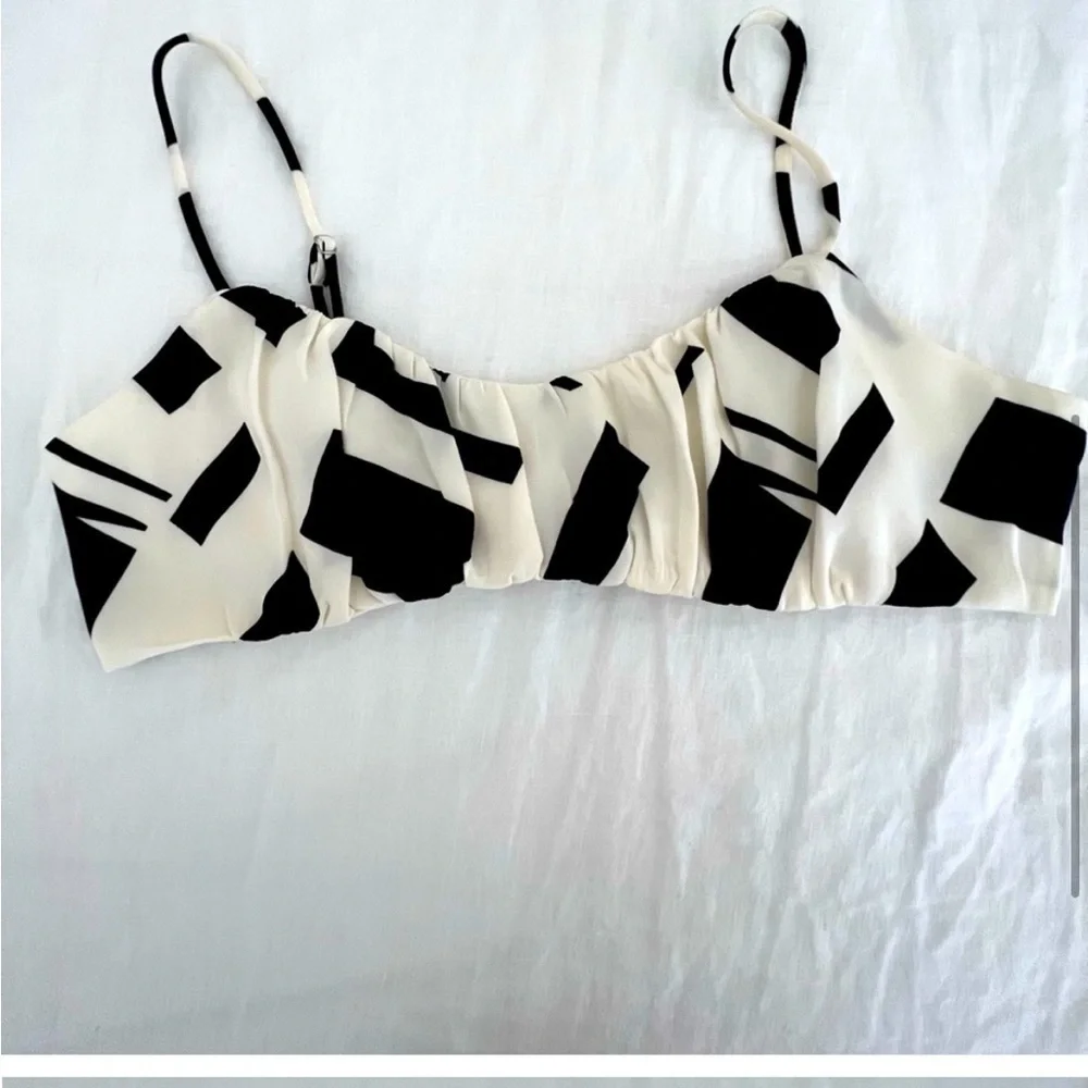3 Piece skirt set - Picture 5 of 6